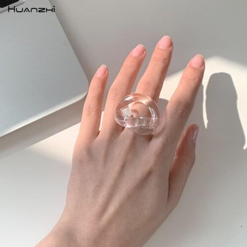 HUANZHI Modeling Must Have Clear Acrylic Twist Tie Heart Colorful Resin Transparent Irregular Rings for Women Girl Party Jewelry