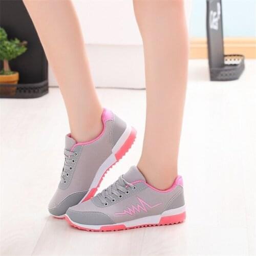 Sapatos Femininos Ladies Shoes Fashion Sports Running Woman Vulcanize Shoes Casual Mixed Colors Light Flats Sneakers Women 2021