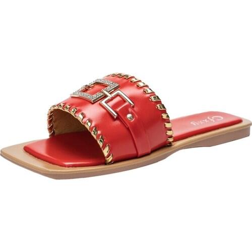 Luxury Brand Design Women Slippers Red Square Toe Flat Heel Slide Sandals Golden Chain Flip Flops Shiny Rhinestone Womens Shoes