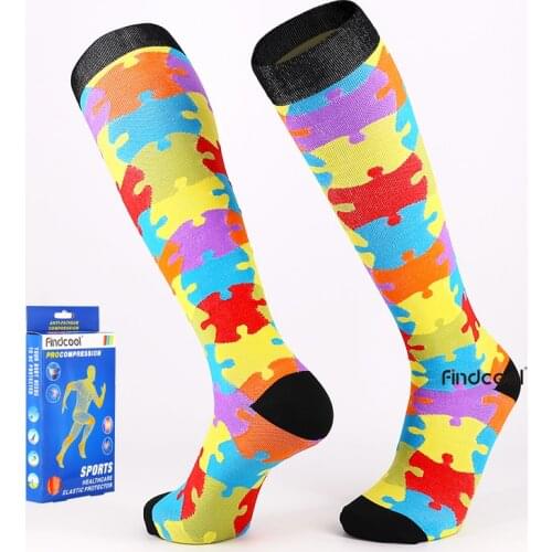 Findcool Unisex Sports Socks Running Marathon Cycling Climbing Crossfit Long Compression Breathable Deodorant Basketball Socks