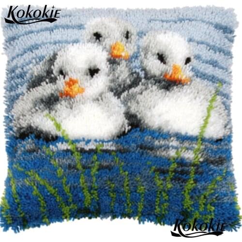 Latch hook rug making kits duck printed Unfinished Crocheting Rug Kits Yarn Pillowcase cross stitch kits embroidery needlework