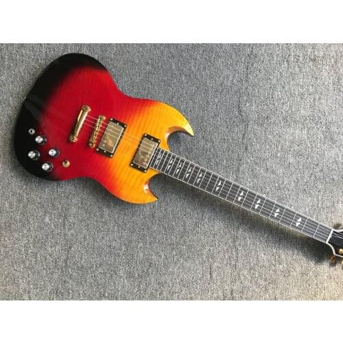 New arrival electric guitar, with gold hardware high quality guitar mahogany wood electric guitar