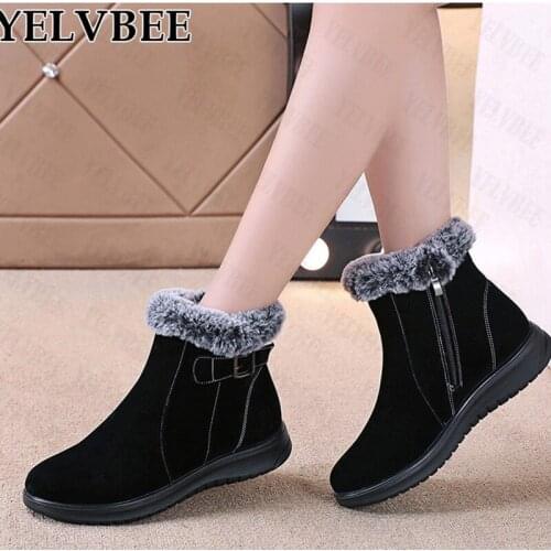 Short Plush Boots Women 2021 Snow Warm Fur Ankle Shoes Designer Winter Casual Chelsea Low Heels Boots Suede Sport Mujer Shoes