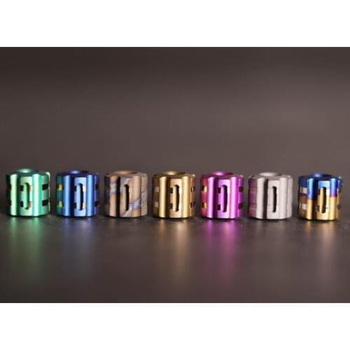 1PC Gear Titanium Alloy Knife Beads Lanyard Pendant Paracord Umbrella Rope Necklace Bracelet Pendant Can Install 3 Tritium Tube