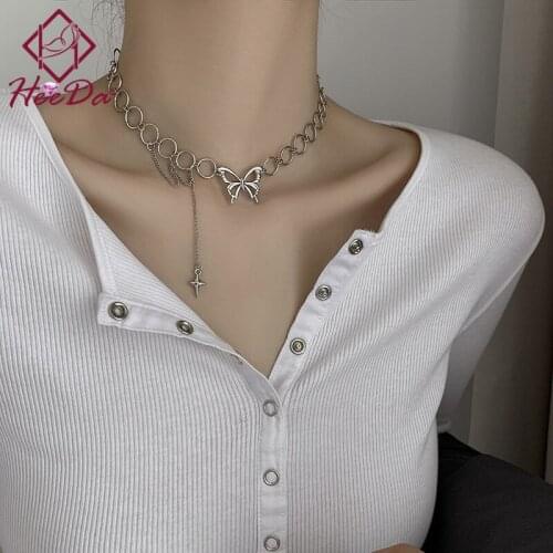 2021 New Trendy Butterfly Chokers Necklace for Women Graceful Hollow Out Silver Torques Lady Fashion Simple Jewelry on the Neck