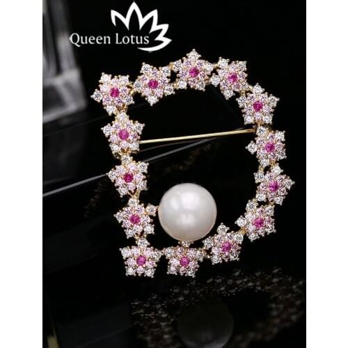 Queen Lotus New Luxury D Letter Brooches for Women Fashion Jewelry Wedding Brooch and Pins For Gift