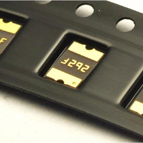 Free Shipping 100pcs/lot 1812 SMD Resettable Fuse PPTC 6V 2.6A Self-recovery Fuses Wholesale Dropshipping