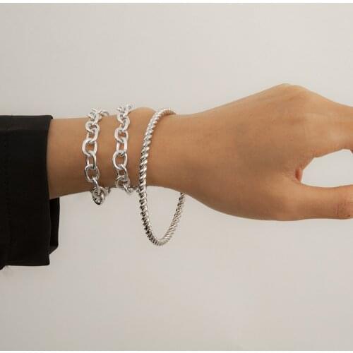 Minimalist Twisted Chain Bracelets for Women Gold Color Metal C Shaped Cuff Bangle Bracelets on Hand Party Jewelry Party Gifts