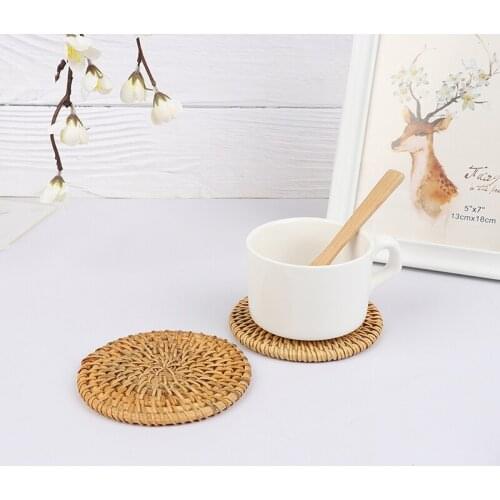 1Pcs Vintage Rattan Coaster Handmade Woven Drink Mats Placemat Round Bowl Pad Round Placemats Hand-made