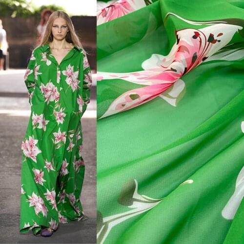 2021 Spring and Summer Fashion Show Digital Printing Green Flower Chiffon Clothing Dress Fabric Vacation Style
