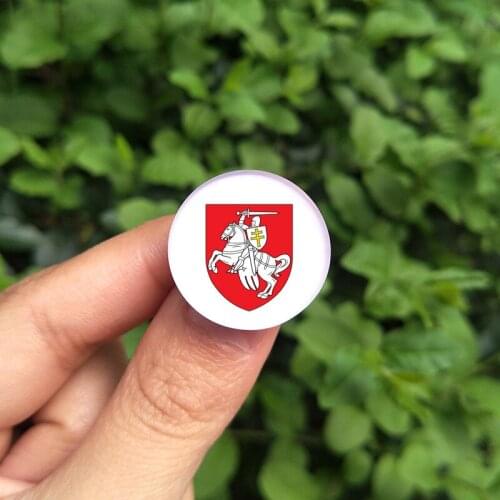 Crystal metal worldwide brooches badge Red White Charms Knight Coat of Arms of Belarus Historical Flag Brooch/Badges/Lapel Pins