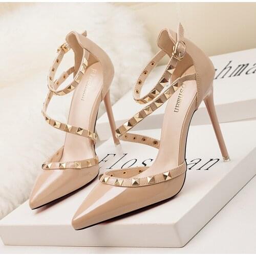 21New Simple Women Stilettos With Thin Heel Shallow Mouth Pointed Rivet Hollow Out One Line Sandals Woman Zapatillas Mujer Shoes