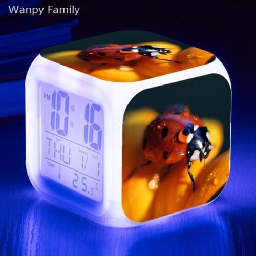 2020 New Hot sell Ladybug Alarm Clock Childrens room multi-functional luminous electronic watch for Kids birthday gift