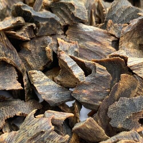 Wholesale 100g Genuine Chinese Green Kynam chips Rich oil Sinking kyara kinam natural incense aromotic