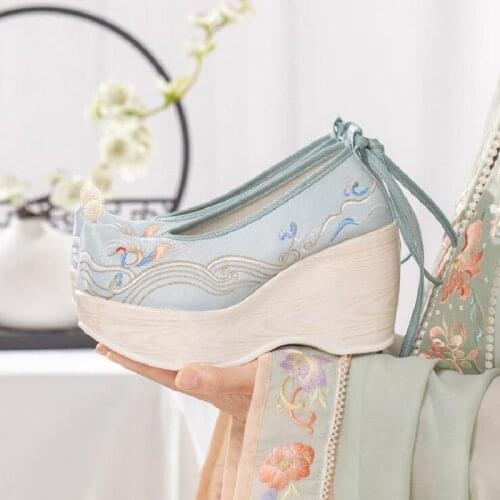 Spring Autumn New China Style Wedges Super High Heels Pointed Toe Pearl Shallow Embroider Canvas Women Casual Pumps Shoes 0725