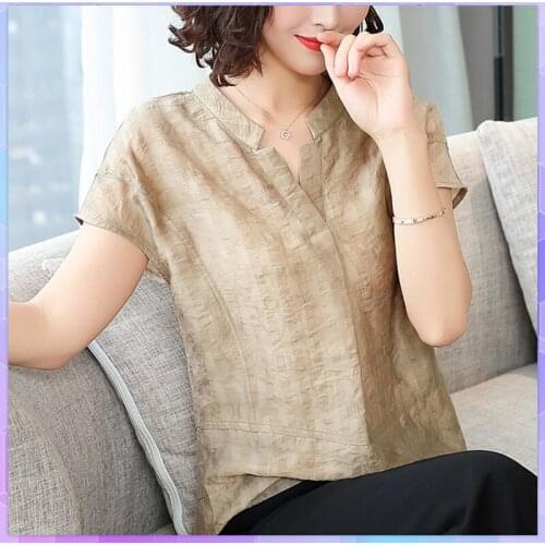 Elegant Womens Tee Shirt Solid Large Size Casual Oversized T-shirt Fashion V-neck Short-sleeved T-shirts Female Clothing Tshirt