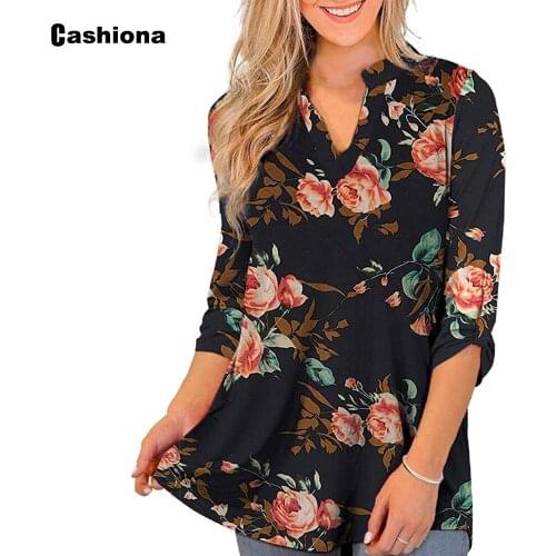 Female Boho Flower Print T-shirt Vintage 2021 Loose Womens Tops Summer New Elegant Leisure V-neck Tee Shirt Casual Pullovers