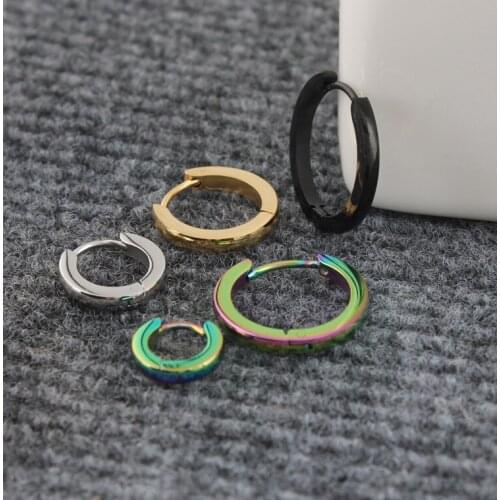 Fashion Punk Narrow Hoop Pendientes Color Gold Black Stainless Steel Round 2mm Loop Circle Hoop Huggie Earrings Jewelry