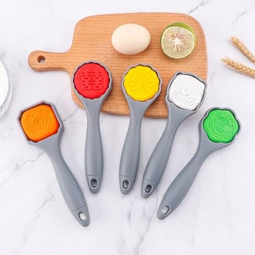 Moon Cake Mould Hand Manual Cookies Cutter Blossom Pastry Tool Moon Cake Maker Bath Bombs Press Durable Baking Cooking