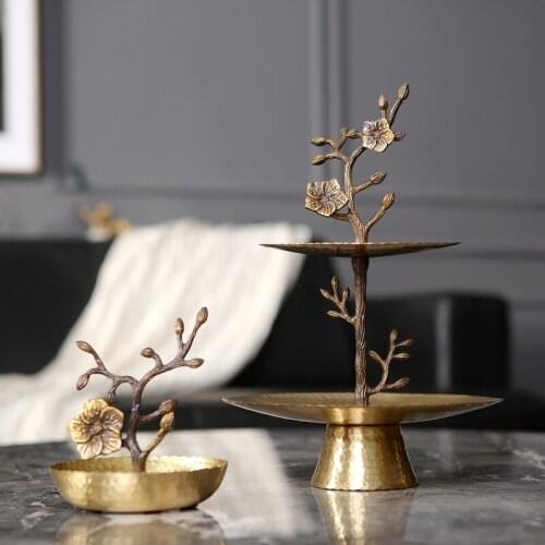 Pastry Dessert Plate Plum Flower Statue Gold Tray Plate Snacks Dried Fruit Brass Storage Tray For Home Decor Ornament