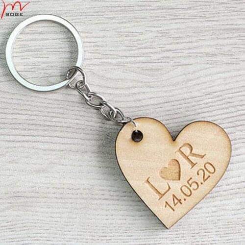 Personalized wood heart returm wedding gift custom keychain for wedding favors gifts