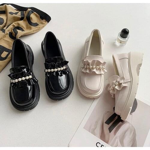 Women Platform Shoes Pearls High Heels Patent Leather Slip on Shoes Thick Sole Loafers Ruffles Lolita Shoes zapatos mujer 9261G
