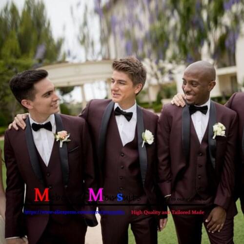 2021 Burgundy Fashion Classic Men Suit 3 Pieces Tuxedo Shawl Lapel Groomsmen Wedding Suits Set Men BusinessSlim Fit Blazer