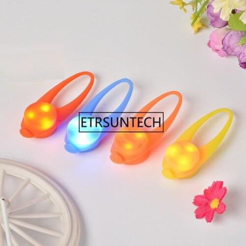 100pcs LED Safety Pendant Necklace Flashing Glow Light Night Light Collar Pendant For Pet Dog Puppy
