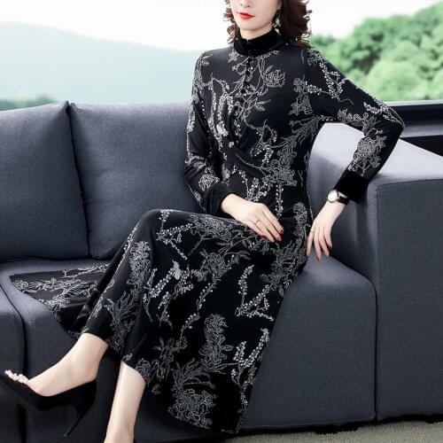Vintage Black 5XL Plus Size Knitting Embroidery Midi Dress Autumn Winter Floral Warm Maxi Dresses Elegant Women Bodycon Vestidos