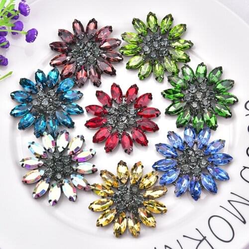 High Quality 5pcs/Lot Glass Crystal Rhinestone Flower Motif Applique Sewing Flat Back Button Wedding Dress Belt Shoe Decoration