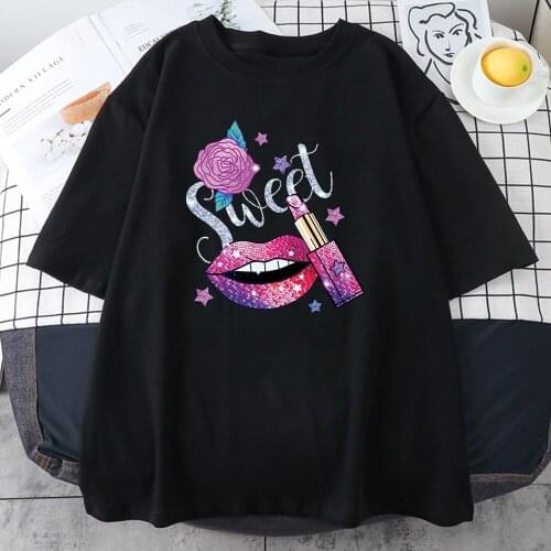 Rose Lipstick Shiny Lips Printed Woman Tshirts Streetwear S-Xxxl T Shirts Funny Breathable Tops Creative Big-Size Tshirt Womens
