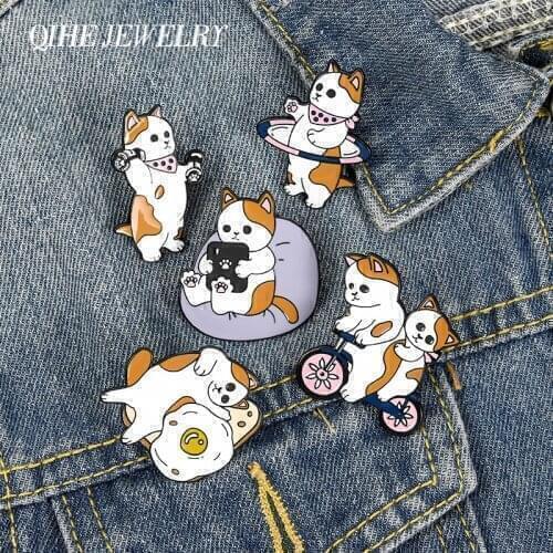 Cat Lapel pin Cartoon Fitness Cat Enamel Lapel Pins Sports Hoop Bicycle Dumbbell Egg Toast Sofa Brooches Kawaii Kitty Badges