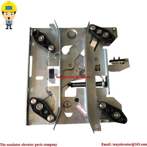 Elevator door knife R6 with lock short arm KM902670G13 902671G13 Use for KONE