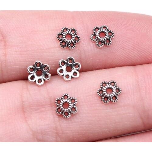 WYSIWYG 50pcs Charms 6x6x2mm Bead Caps For Jewelry Making DIY Jewelry Findings Antique Silver Color Alloy Charms Pendant