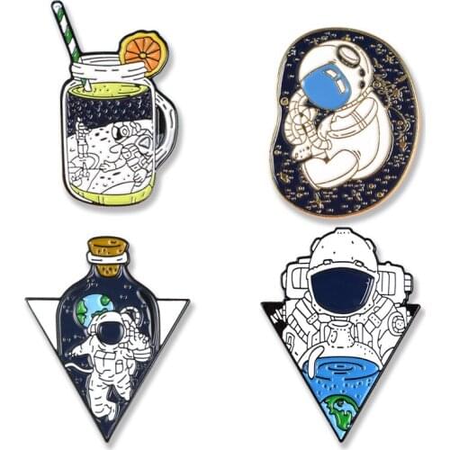 Astronauts Space Travel Brooches Special Edition Enamel Pin for Clothes Bag Cosmic Space Lapel Pin Badge Kids Jewelry Gifts