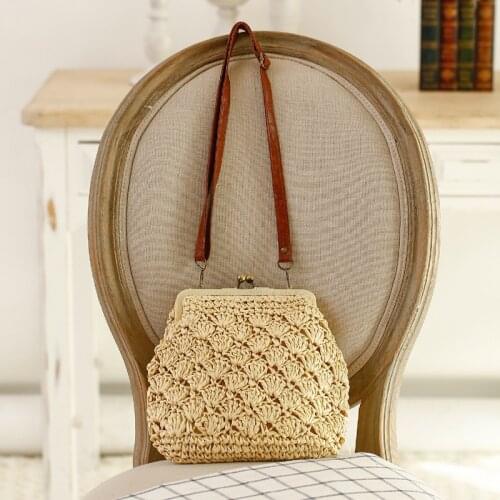 OCEHNUU Small Handmade Woven Shoulder Bag Women Straw Bags Summer Rattan Purse Beach Bags Vocation Knitted Crossbody Bags Lady