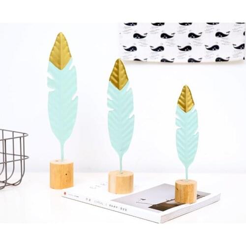 Creative Decoration Wrought Iron Feather Library Placeholder Bedroom Table Home Living Room