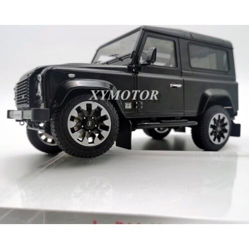 LCD 1:18 For Land Rover Defender 90 Works V8 70th Edition Black/Silver Diecast Model Car Toys Gifts Display Collection