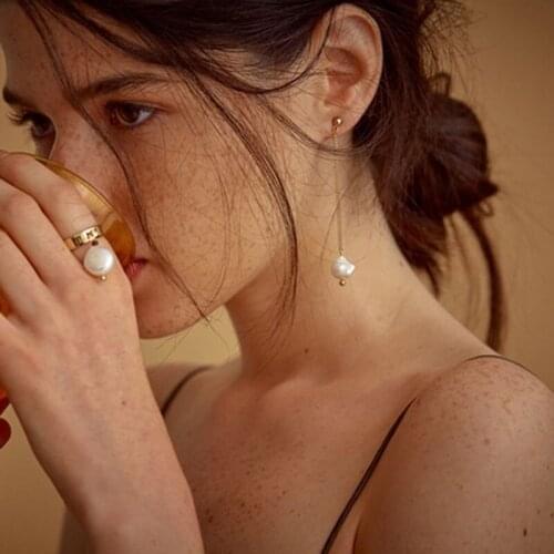 Baroque Long Chain Imitation Pearl Earrings Retro Sweet Style Line Bridal Earrings For Women Jewelry Weddings Sister Gifts