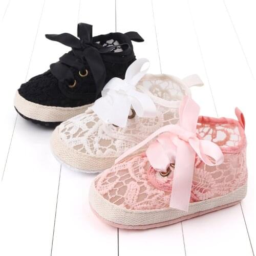 Spring and Summer New Toddler Shoes 0-1 Year Old Female Baby Shoes Soft Bottom Hollow Breathable Baby Shoes