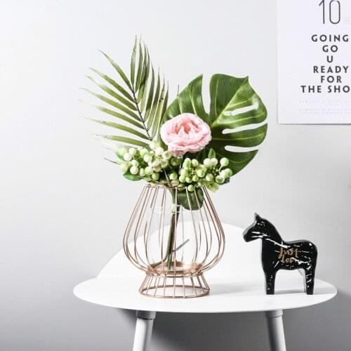 Vase Nordic Fashion Light Luxury Gold Wrought Iron Glass Candlestick Flower Vasedesigner Artificial Floral Set Table Decor