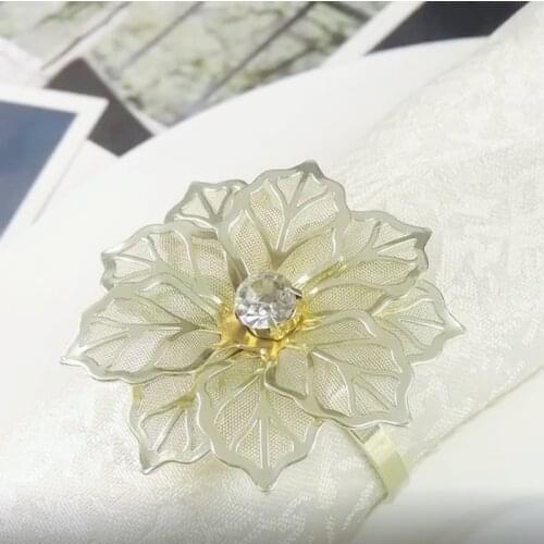 1Pcs Napkin Rings Hollow Out Flower For Dinner Parties Birthdays Weddings Family Gatherings Table Decor Napkin rings Holder