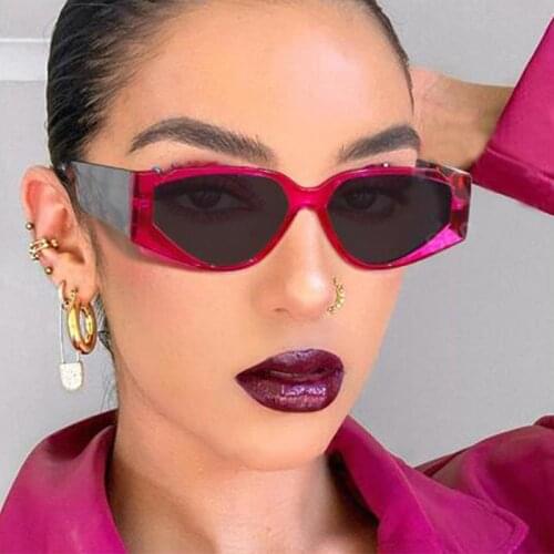 Triangle gap sunglasses 2021 new big box cats eye personality tide pattern temple retro literary sunglasses