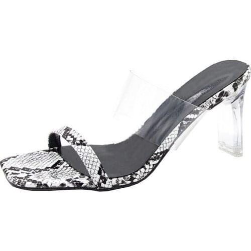 Summer New Style Crystal Heel Ladies Slippers Thick Heel Crocodile Skin Flip Flop Women Slippers Outer Wear Fashion Slippers