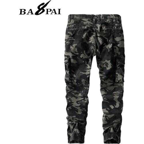 BAPAI Brand Mens Fashion Oversized Camouflage Cargo Pants Outdoor Army Pants Multifunctional Combat Trousers