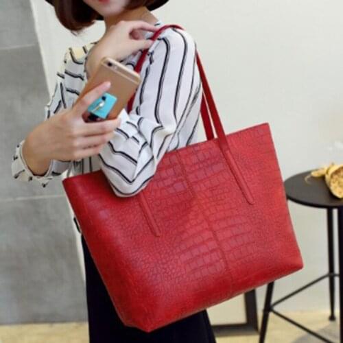 New Large Ladies One-shoulder PU Leather Casual Large-capacity Bag Zipper Put Into A Safe Multifunctional Handbag