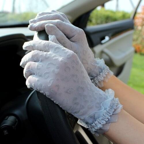 Beautiful Womens Summer UV-Proof Driving Lace Gloves Women Sun Protection Glove Summer/Autumn Lady Sunscreen Golves