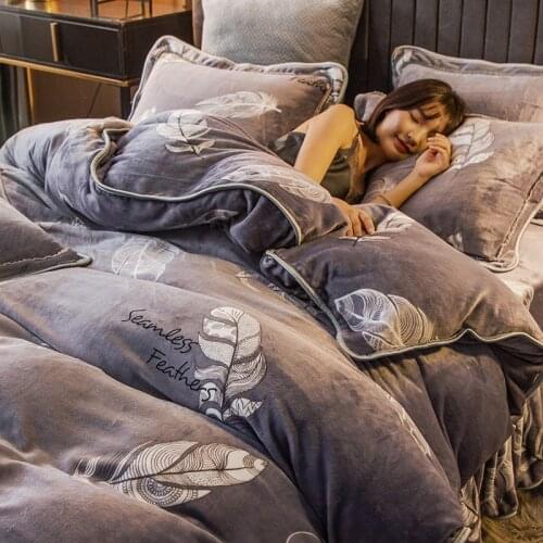 Wolmon gold carved velvet 4-piece set thickened plush coral quilt cover bed skirt flannel thermal crystal velvet set