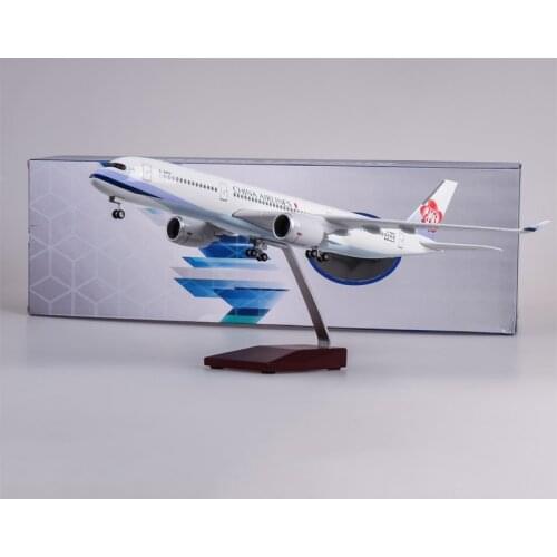 47CM1/142 Scale Airbus A350 Airplane Taiwan China Airline Plane Model With wheel&LED Landing Gear Diecast Plastic Resin Aircraft