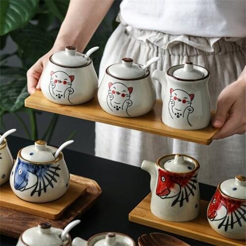 Japanese Ceramic Seasoning Bottle Household Spice Jar Salt and Pepper Shaker Vinegar Container Sugar Bowl Chili Pot Cooking Tool